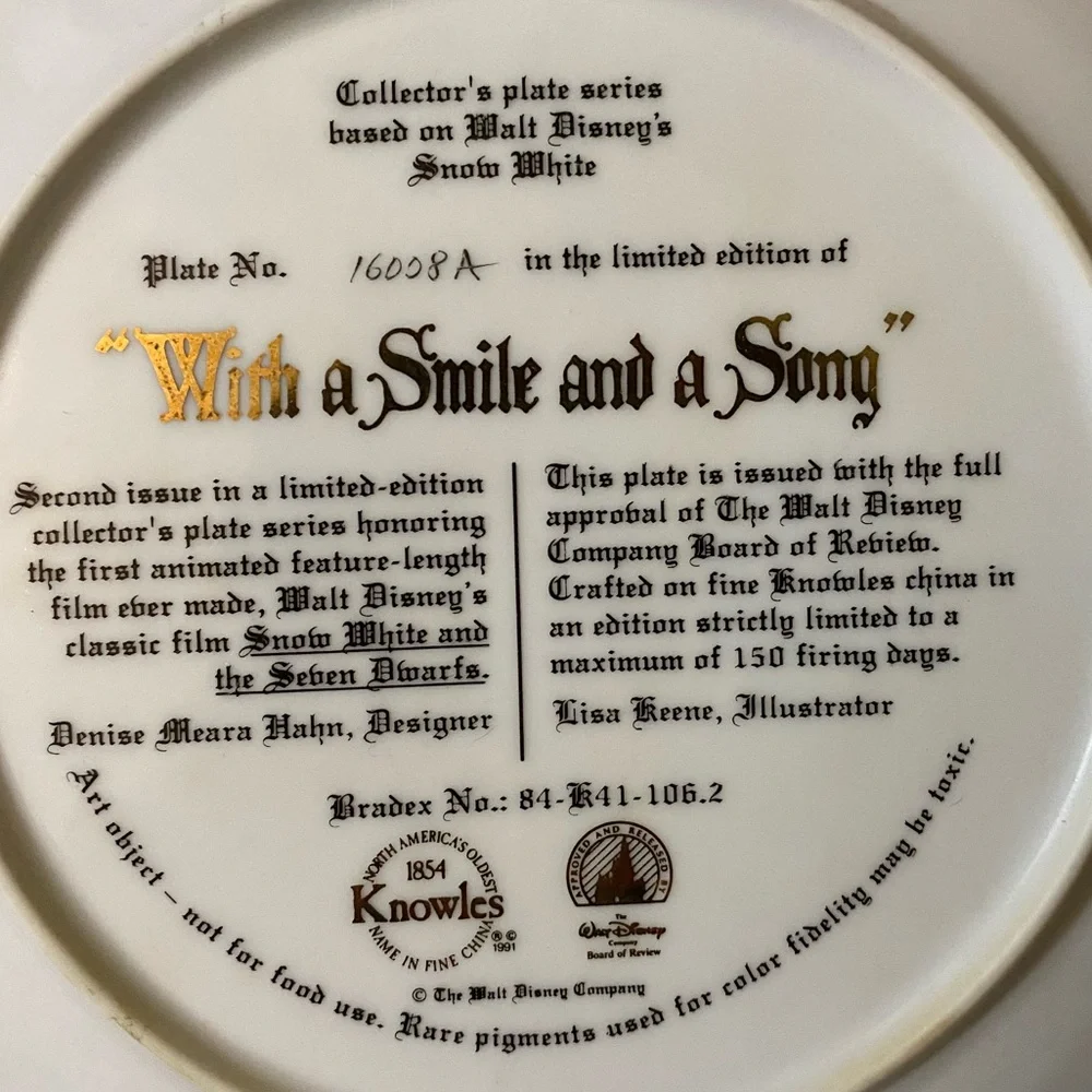 Disney Snow White Decorative Plate